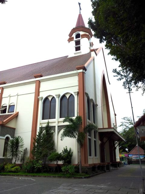 Gereja Katholik Salatiga - 11