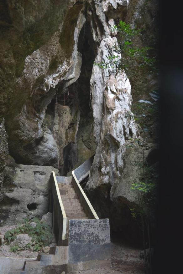 Goa Batu Cermin Labuan Bajo 6